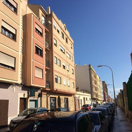 Malaga Habitacion En Apartamento Carlos Haya Appartement Buitenkant foto