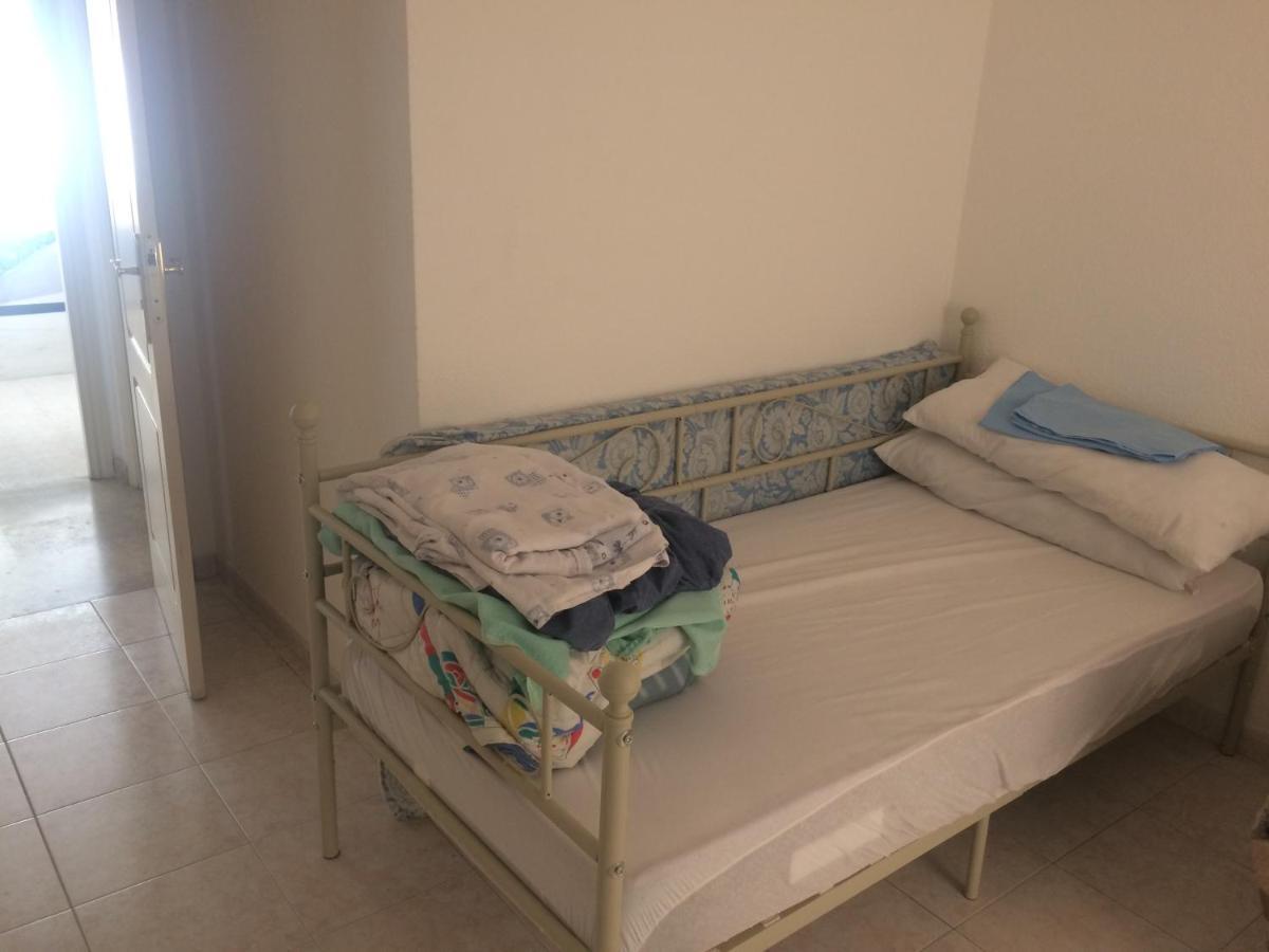 Malaga Habitacion En Apartamento Carlos Haya Appartement Buitenkant foto