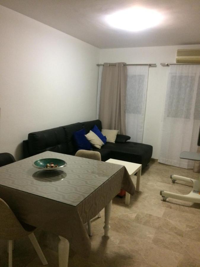 Malaga Habitacion En Apartamento Carlos Haya Appartement Buitenkant foto