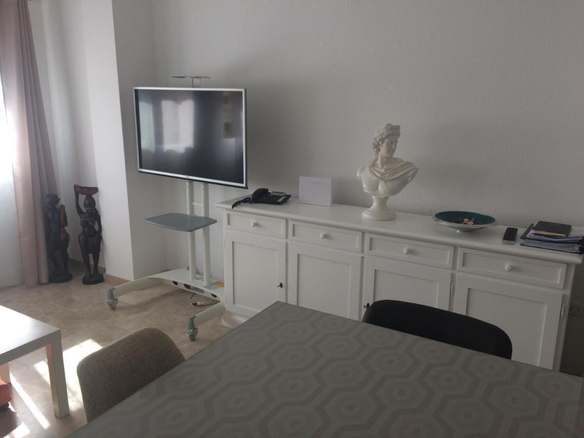 Malaga Habitacion En Apartamento Carlos Haya Appartement Buitenkant foto